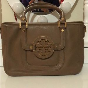 Leather Tory Burch Purse 👜